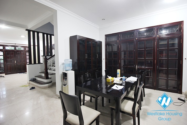 A huge villa with large terrace for rent in Ciputra D Block